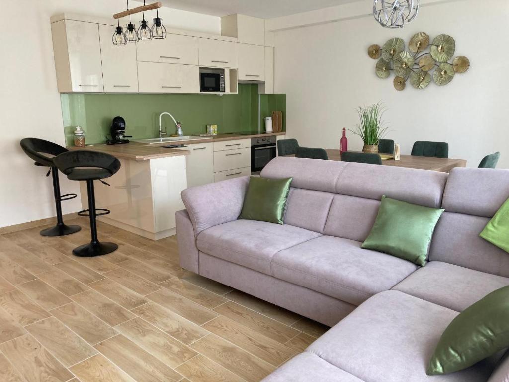 Appartamento Noemi Apartman Hajdúszoboszló Esterno foto